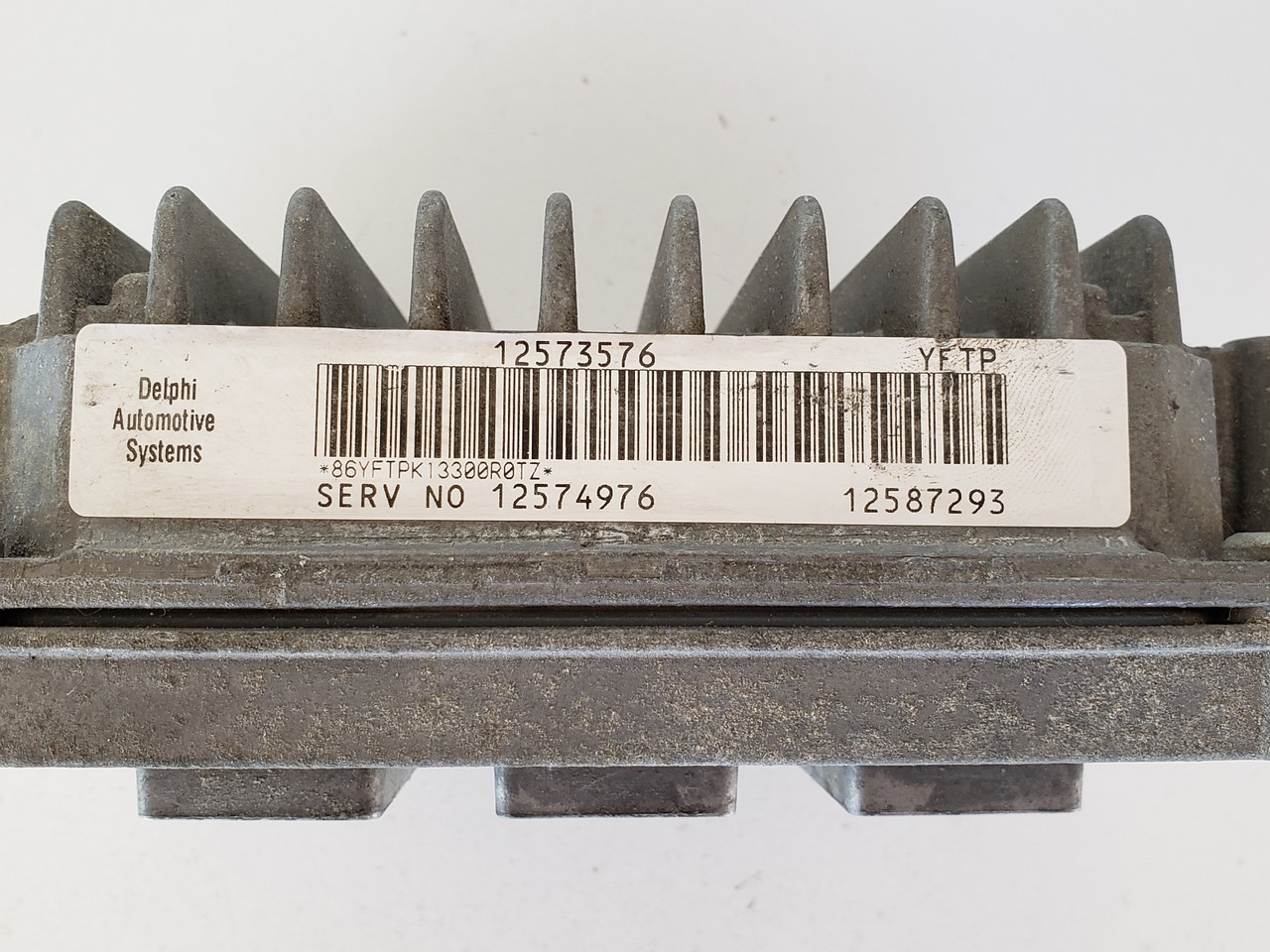 2003-2005 Gmc Envoy 12574976 Computer Brain Engine Control ECU ECM EBX Module
