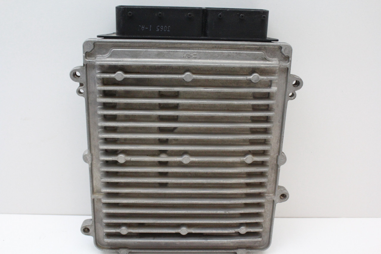 13-15 Mercedes C Class A 276 900 50 00 Computer Engine Control ECU ECM Module