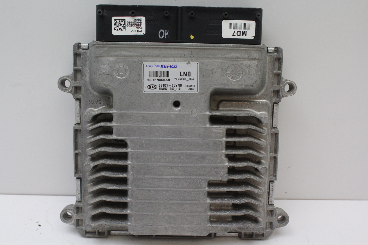 17-19 Kia Cadenza 39101-3LYN0 Computer Brain Engine Control ECU ECM EBX Module