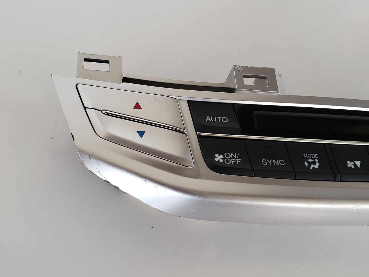 13-15 Accord 79600 T2F A61 Climate Control Panel Temperature Unit A/C Heater 13-15 Accord 79600 T2F A61 Climate Control Panel Temperature Unit A/C Heater