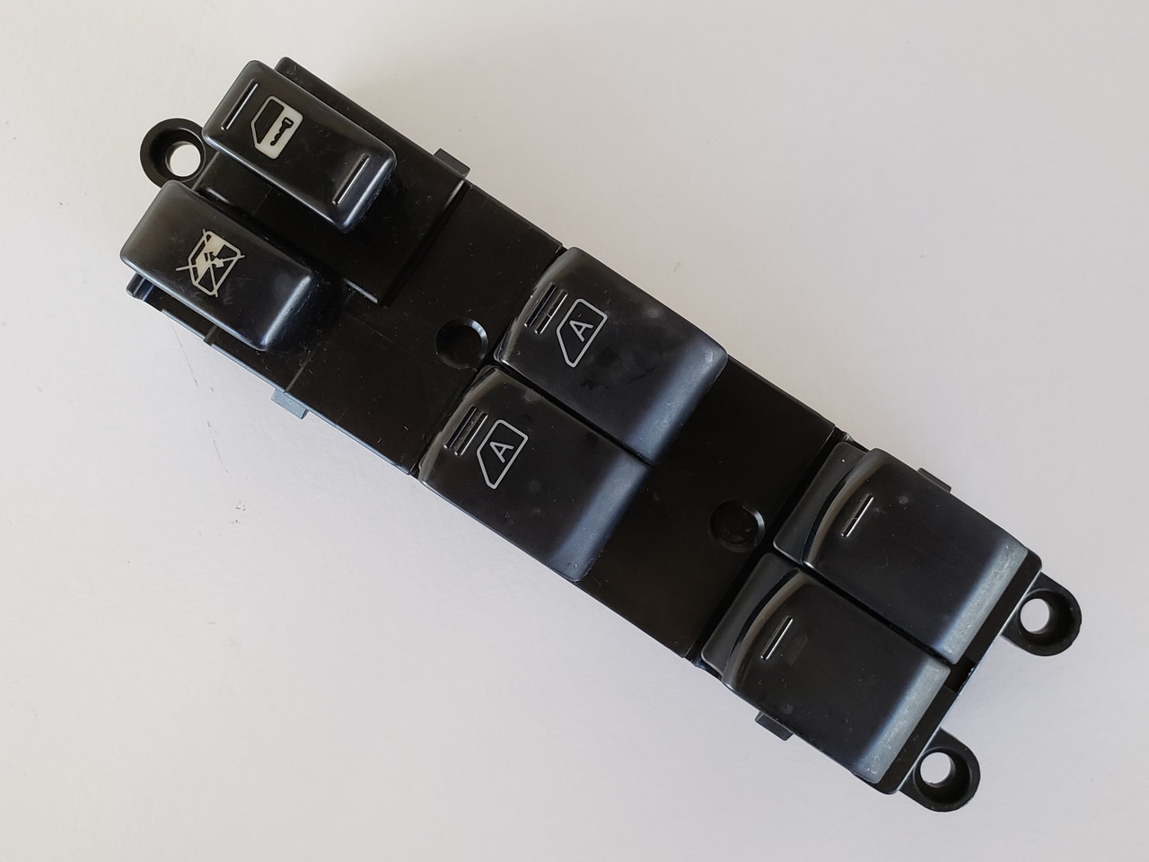 04-08 Nissan Maxima 25401-7Y010 Drivers Side Left Master Window Switch OEM