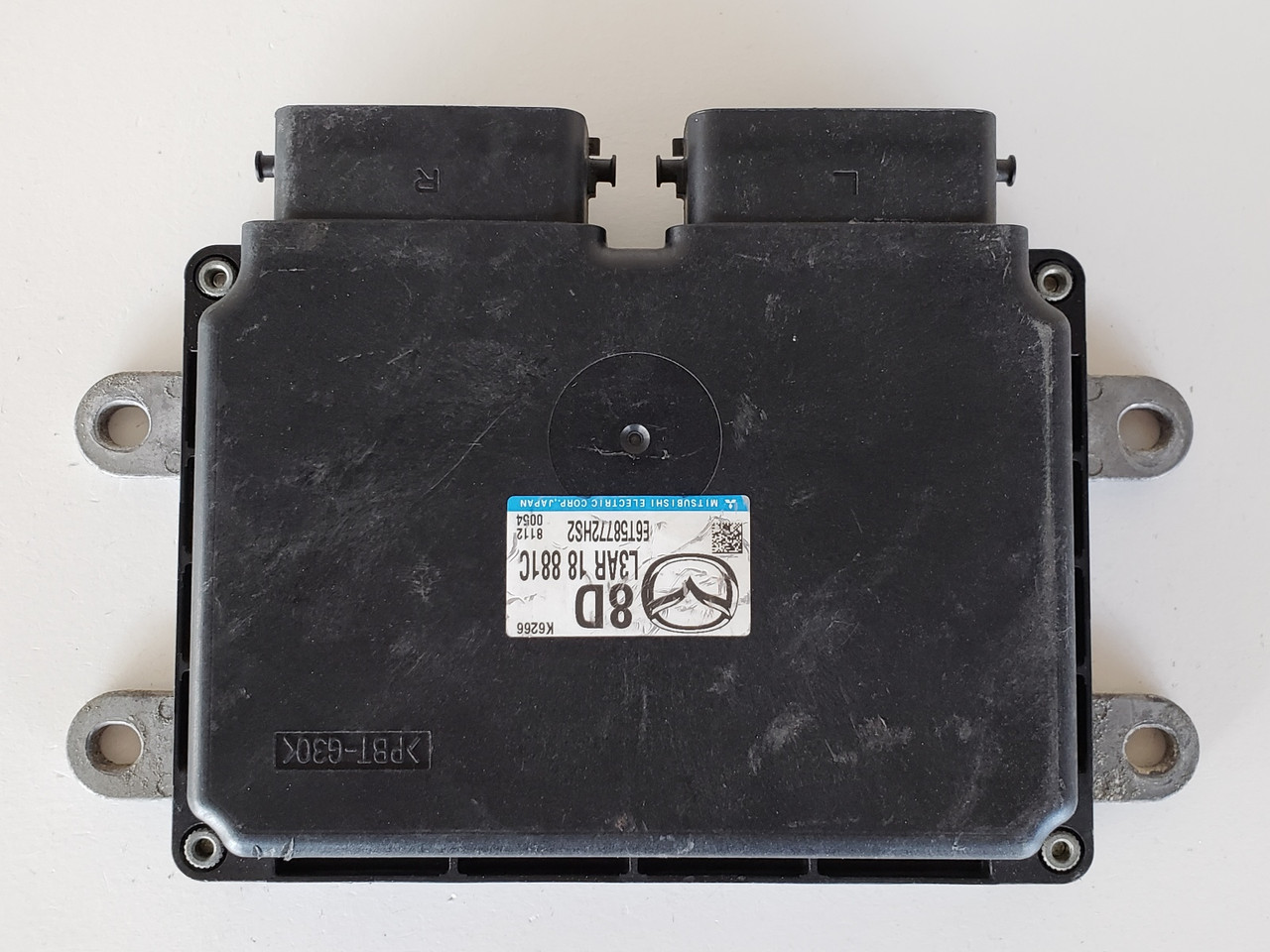 2008-2009 Mazda 3 L3AR 18 881C Computer Brain Engine Control ECU ECM EBX Module