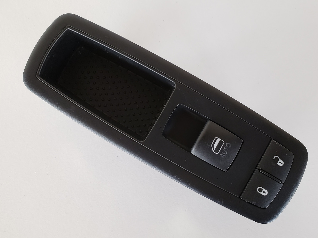 09-12 Dodge 1500 Pick Up 04602870AD Right Front Passenger Window Switch OEM 09-12 Dodge 1500 Pick Up 04602870AD Right Front Passenger Window Switch OEM