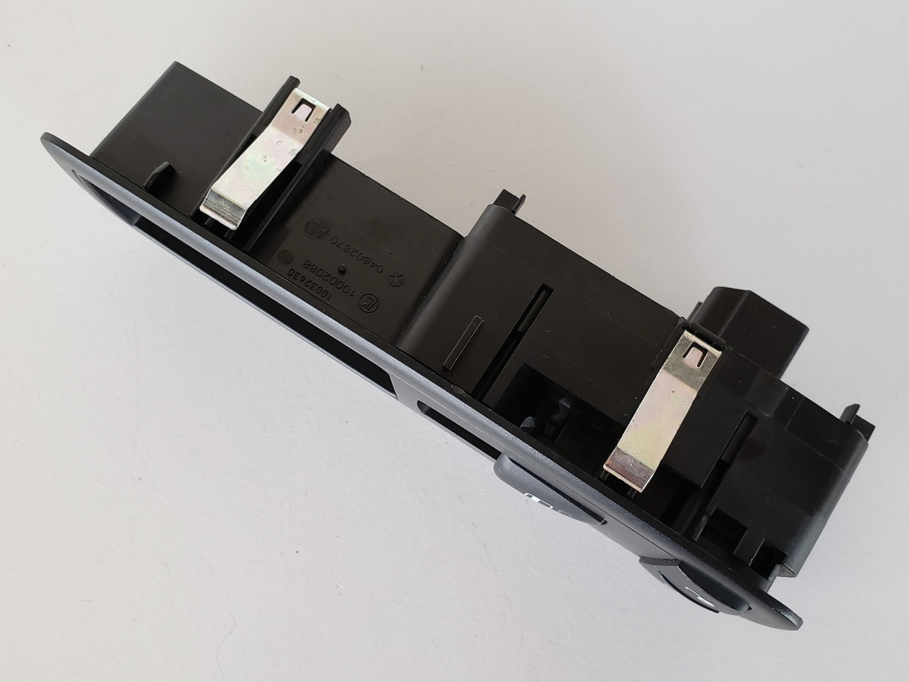 09-12 Dodge 1500 Pick Up 04602870AD Right Front Passenger Window Switch OEM 09-12 Dodge 1500 Pick Up 04602870AD Right Front Passenger Window Switch OEM