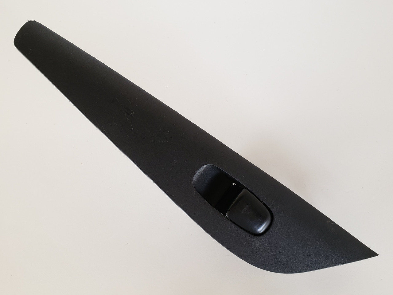 13-15 Nissan Altima 82961 3TA0X Left Rear Passenger Window Switch OEM 13-15 Nissan Altima 82961 3TA0X Left Rear Passenger Window Switch OEM