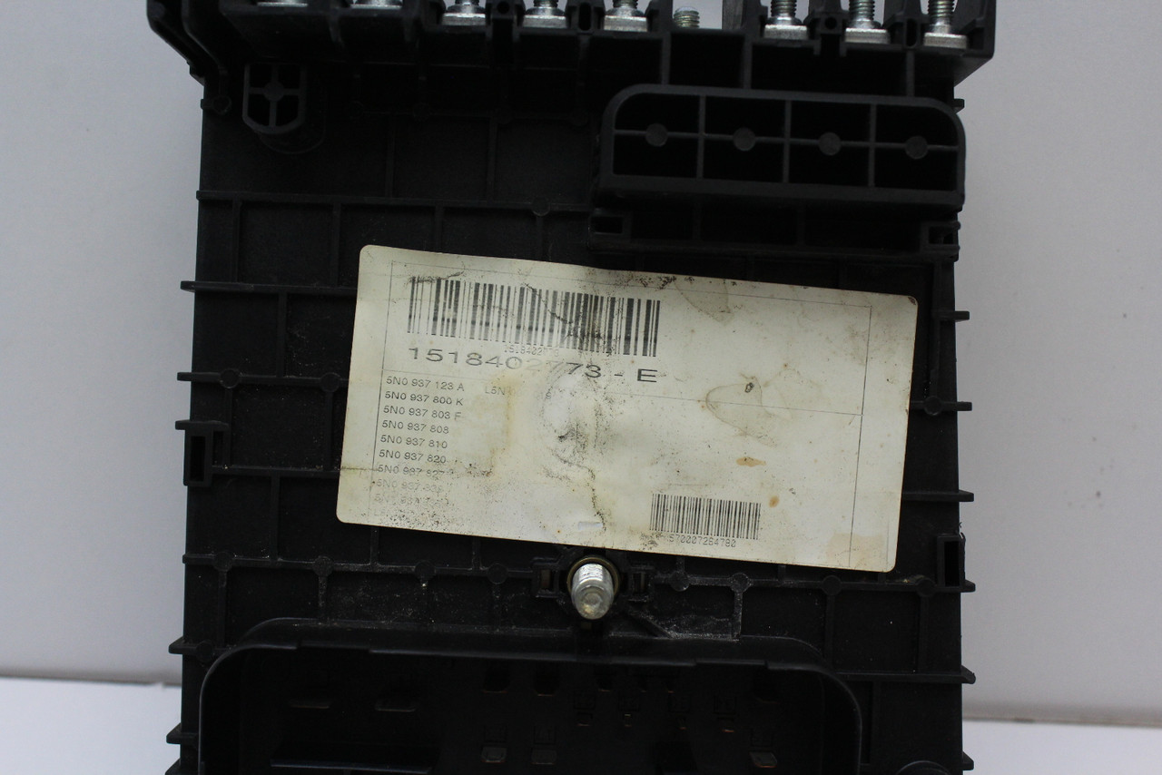 12-18 Volkswagen Tiguan 3C0 937 125 A Fusebox Fuse Box Relay Junction Control 12-18 Volkswagen Tiguan 3C0 937 125 A Fusebox Fuse Box Relay Junction Control