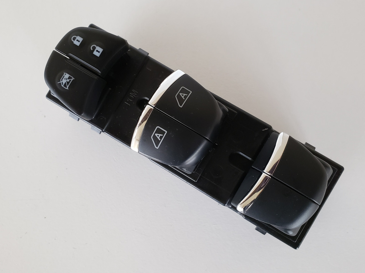 16-20 Nissan Maxima 25401-4RA0A Drivers Side Left Master Window Switch OEM 16-20 Nissan Maxima 25401-4RA0A Drivers Side Left Master Window Switch OEM