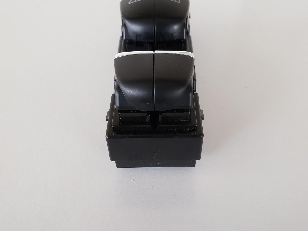 16-20 Nissan Maxima 25401-4RA0A Drivers Side Left Master Window Switch OEM 16-20 Nissan Maxima 25401-4RA0A Drivers Side Left Master Window Switch OEM