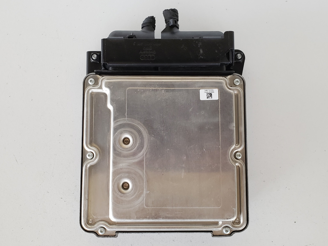 2009 Audi A3 8P0 907 115 AH Computer Brain Engine Control ECU ECM EBX Module