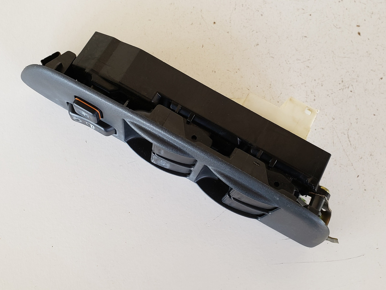 04-05 Toyota Rav4 84820-42171 Drivers Side Left Master Window Switch OEM