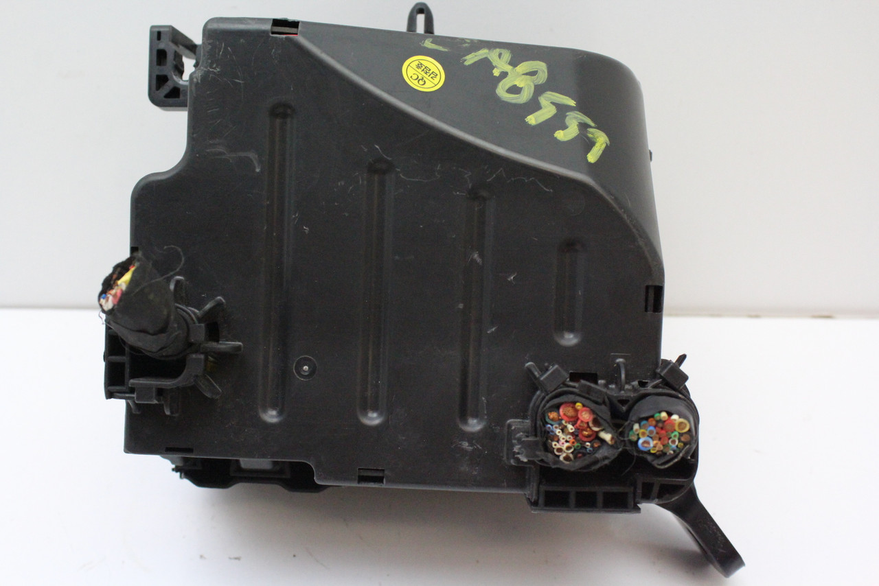 2016 16 Kia Soul 91481-B2310 Fusebox Fuse Box Relay Unit Module