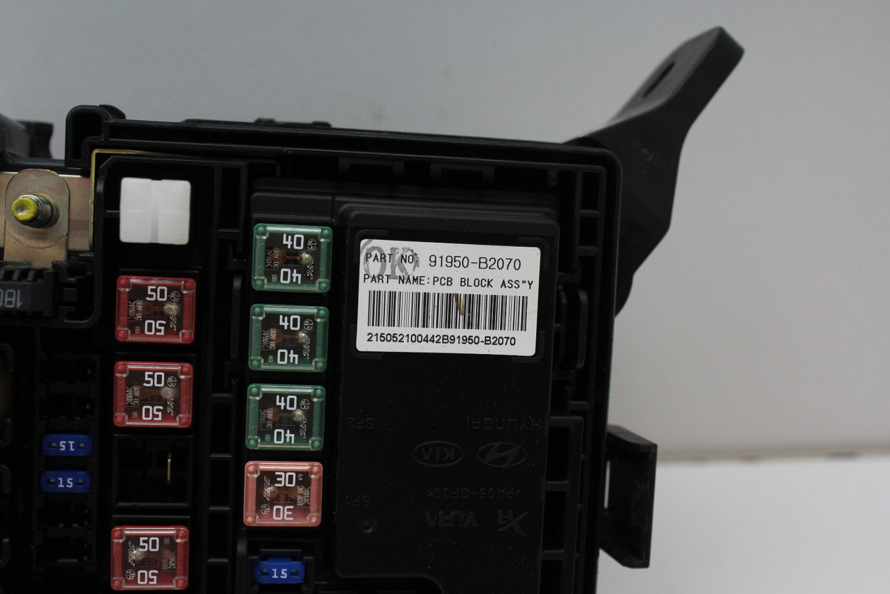 2016 16 Kia Soul 91481-B2310 Fusebox Fuse Box Relay Unit Module