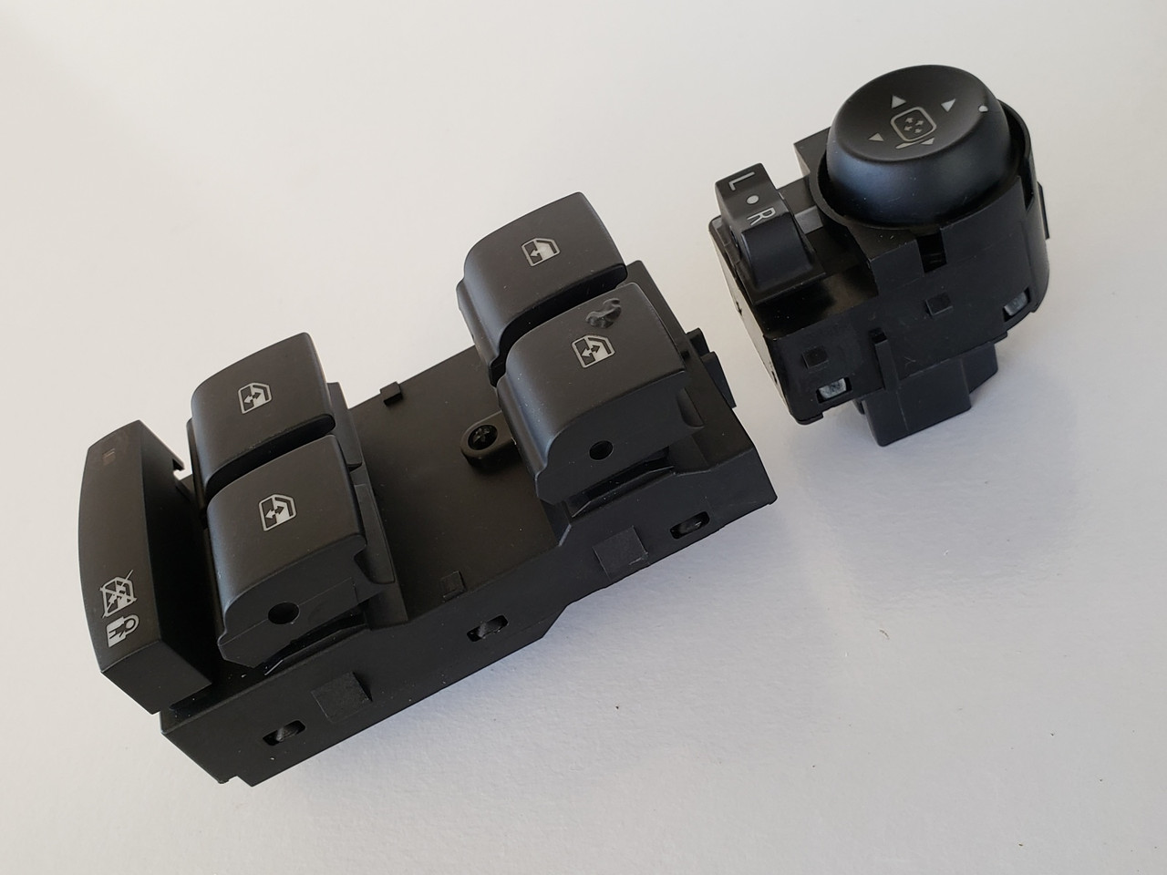 14-15 Cadillac ATS 92259977 Drivers Side Left Master Window Switch OEM 14-15 Cadillac ATS 92259977 Drivers Side Left Master Window Switch OEM