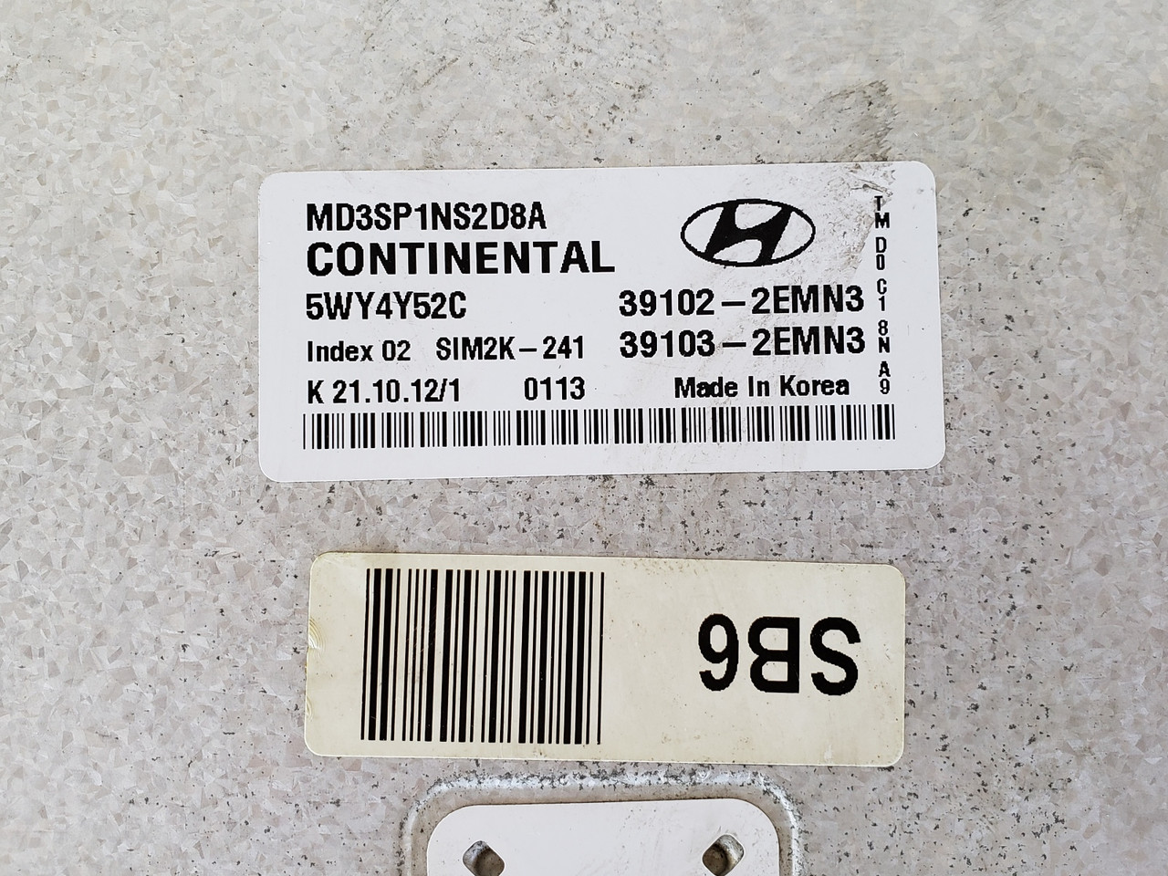 2011-2013 Elantra 39102-2EMN3 Computer Brain Engine Control ECU ECM EBX Module