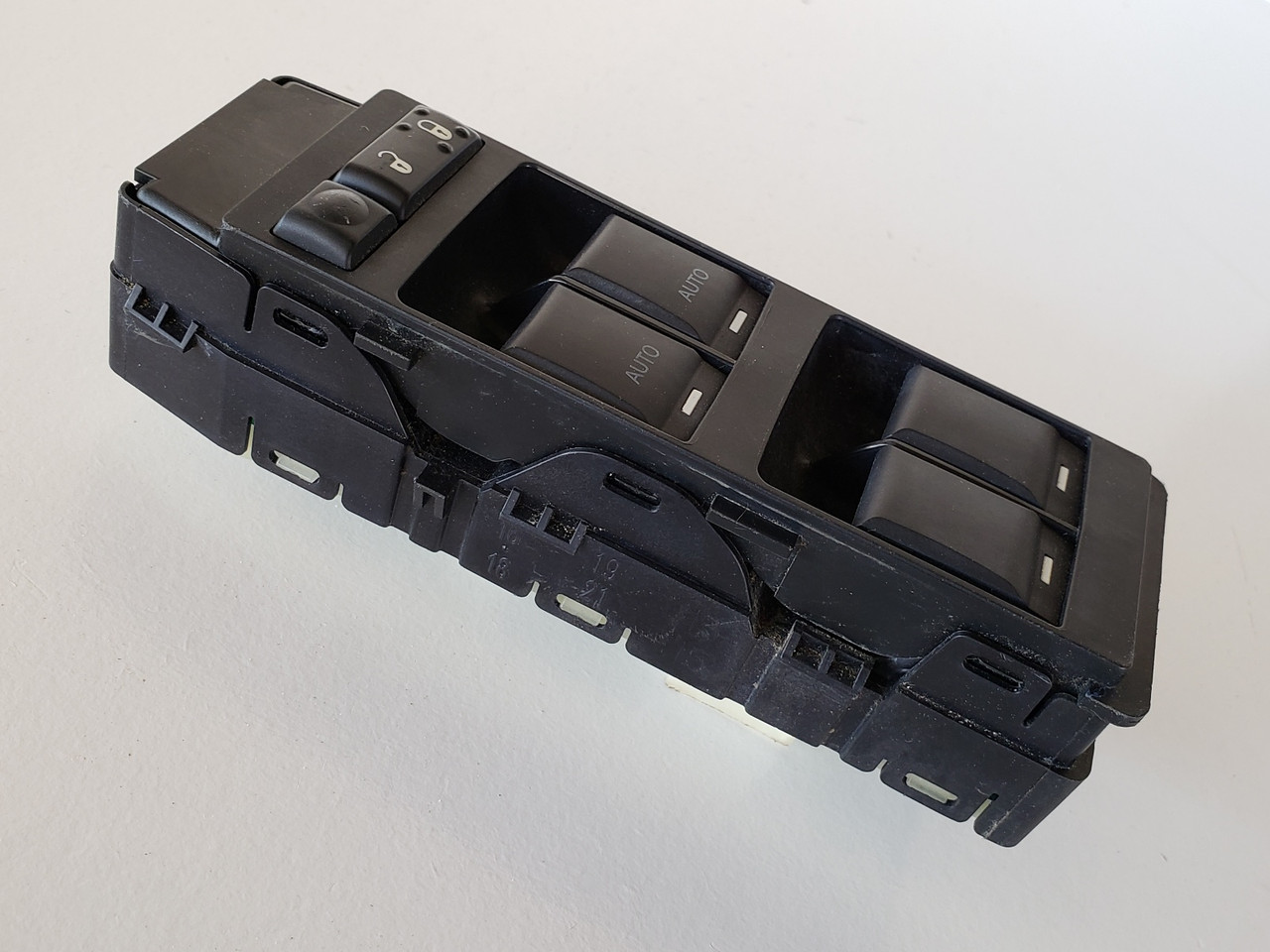 08-14 Dodge Avenger 04602781AA Drivers Side Left Master Window Switch OEM