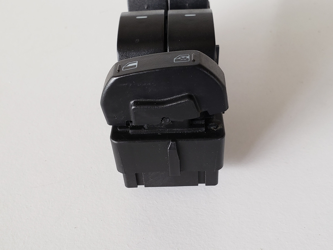 08-10 Mountaineer 7L2T-14540-AAW Drivers Side Left Master Window Switch OEM