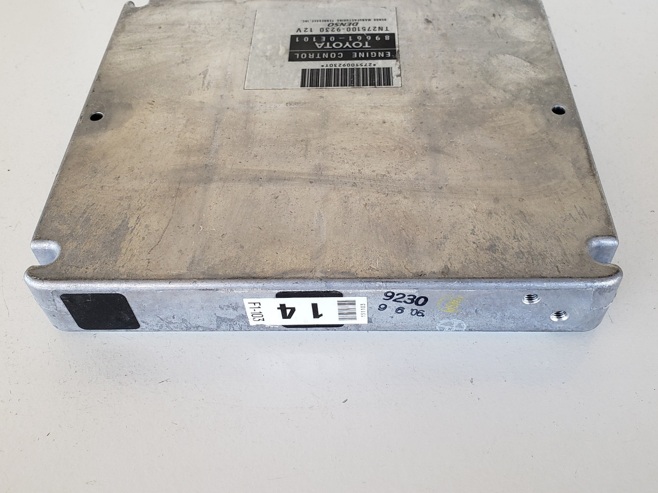 2007 Lexus RX350 89661-0E101 Computer Brain Engine Control ECU ECM EBX Module