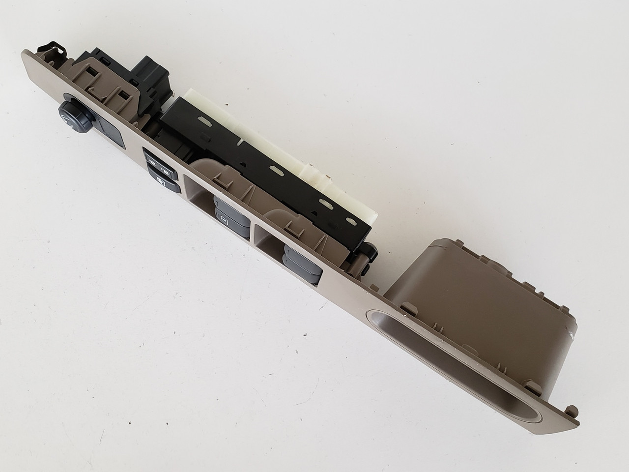 10-12 Nissan Sentra 25401 ZT50A Drivers Side Left Master Window Switch OEM 10-12 Nissan Sentra 25401 ZT50A Drivers Side Left Master Window Switch OEM