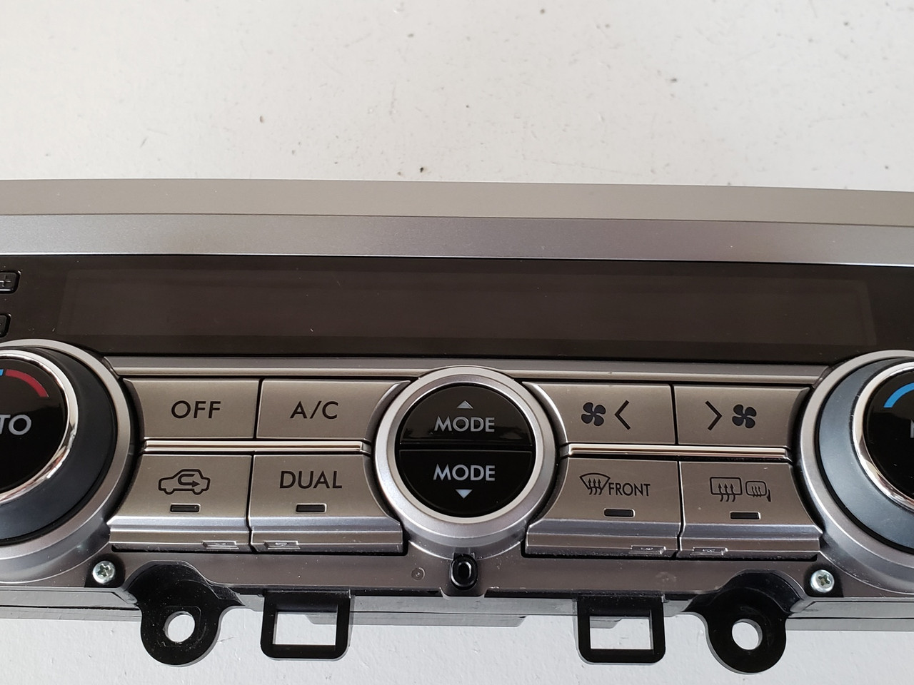 15 16 17 Subaru Legacy Climate Control Panel Temperature Unit A/C Heater 15 16 17 Subaru Legacy Climate Control Panel Temperature Unit A/C Heater