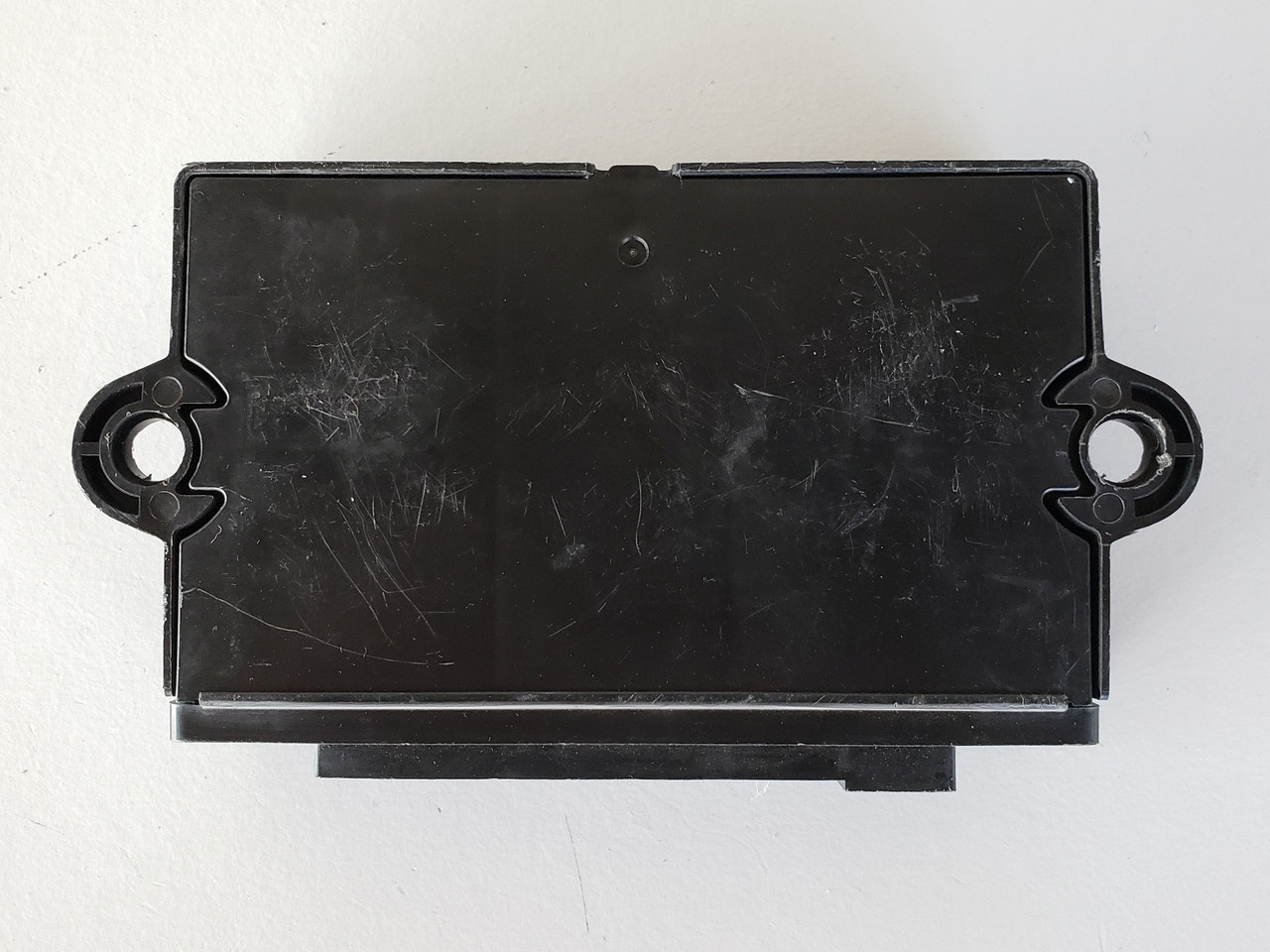 2005-2011 Cadillac STS 10379096 Multifunction Right Front Door Module