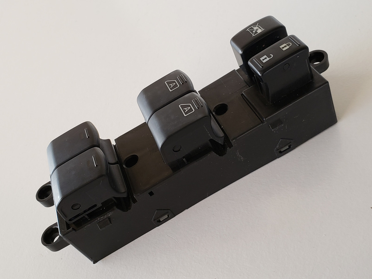 07 Nissan Murano 25401 CB60A Drivers Side Left Master Window Switch OEM