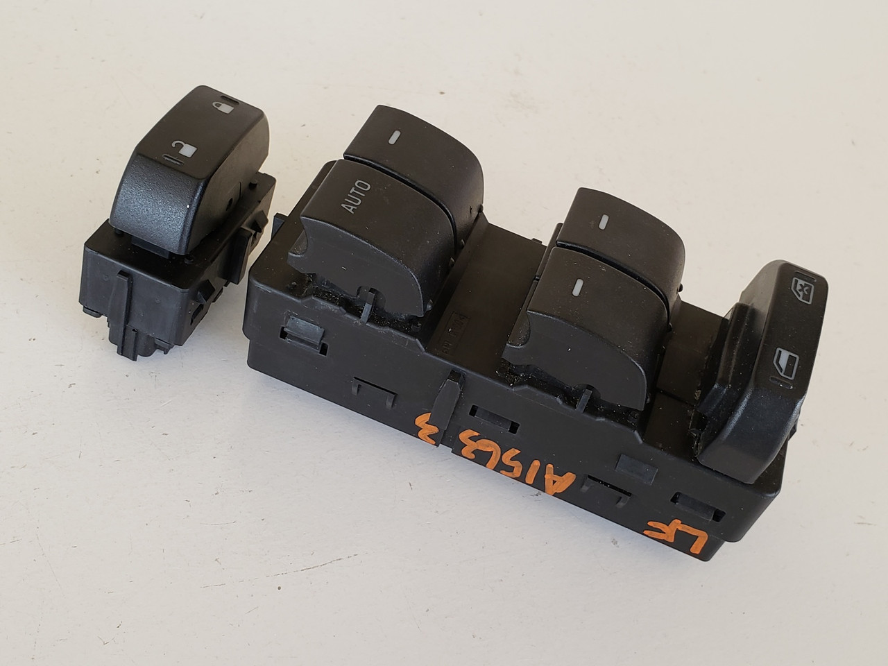 06-07 Ford Explorer 6L2T-14540-AA3JA6 Drivers Side Left Master Window Switch OEM 06-07 Ford Explorer 6L2T-14540-AA3JA6 Drivers Side Left Master Window Switch OEM