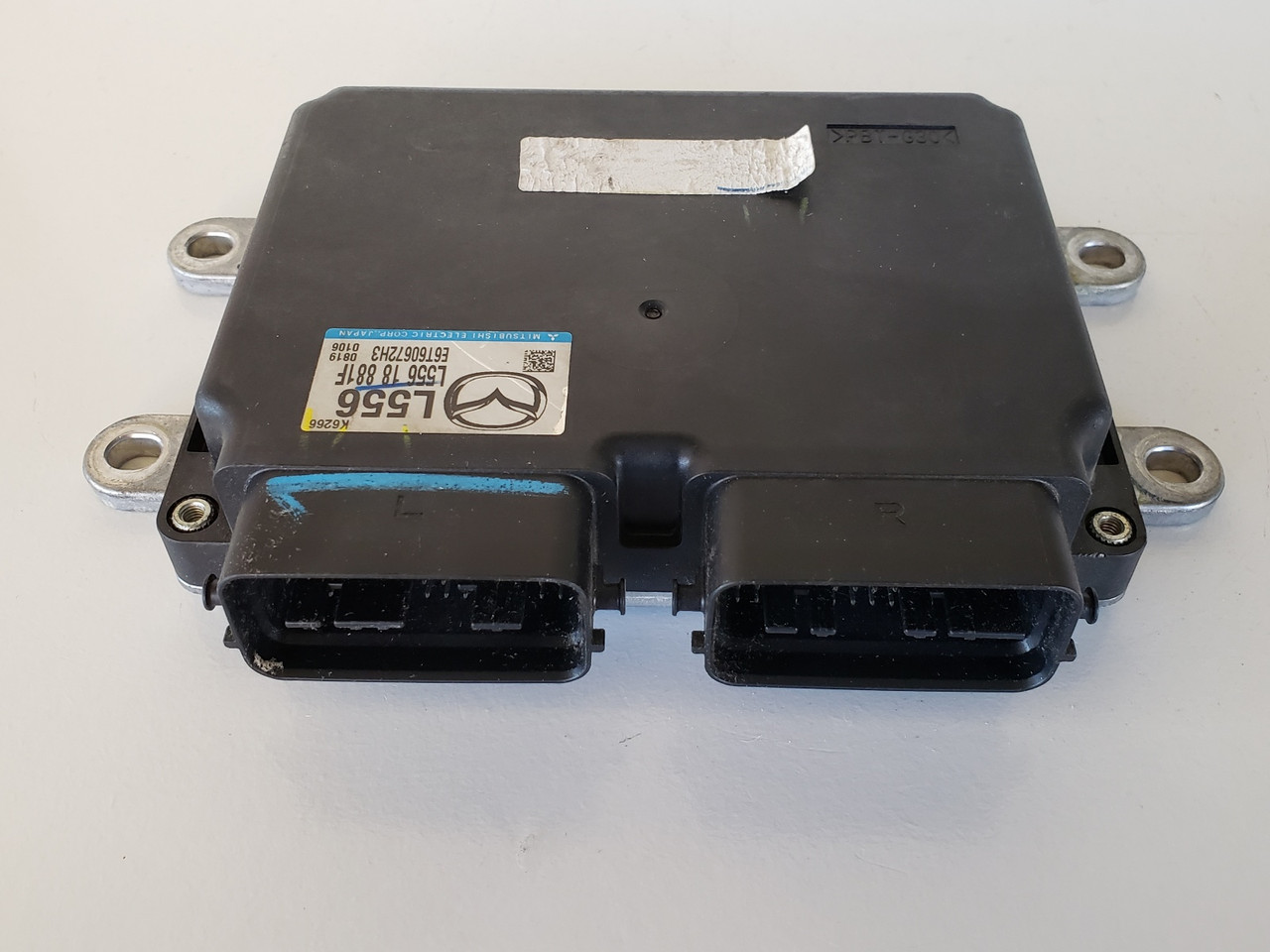 2010 CX-7 CX7 L556 18 881F Computer Brain Engine Control ECU ECM
