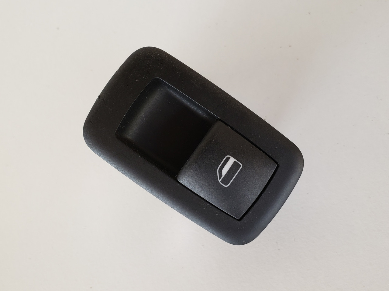 09-10 Dodge Journey 04602531AF Left / Right Rear Passenger Window Switch OEM