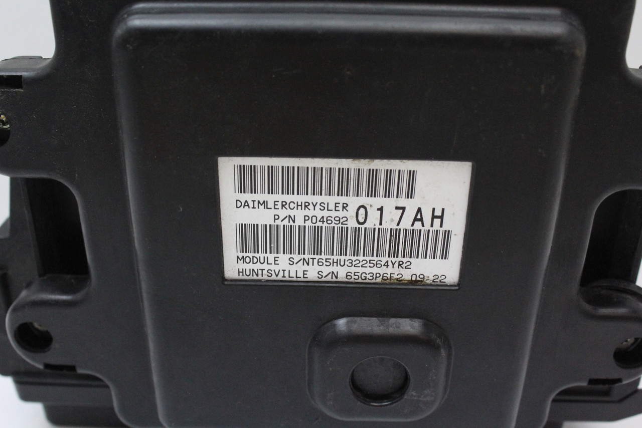 06 2006 Jeep Grand Cherokee 04692087AB BCM Fusebox Fuse Box Relay Unit Module