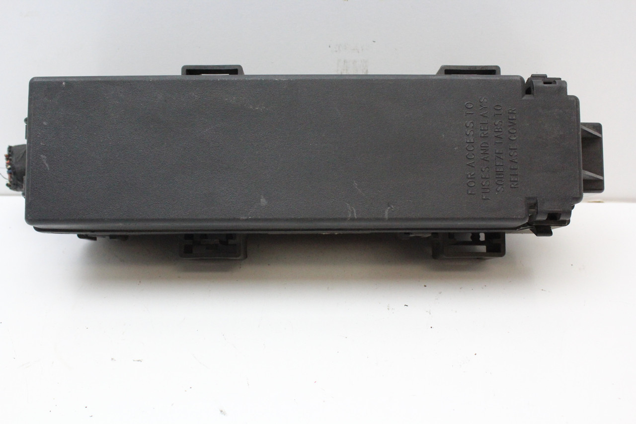 00-04 Jeep Grand Cherokee 56050700AB Fusebox Fuse Box Relay Unit Module