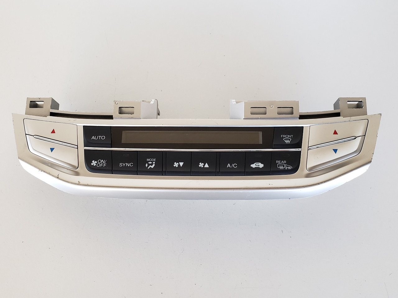 13-15 Accord 79600-T2F-A411M1 Climate Control Panel Temperature Unit A/C Heater 13-15 Accord 79600-T2F-A411M1 Climate Control Panel Temperature Unit A/C Heater