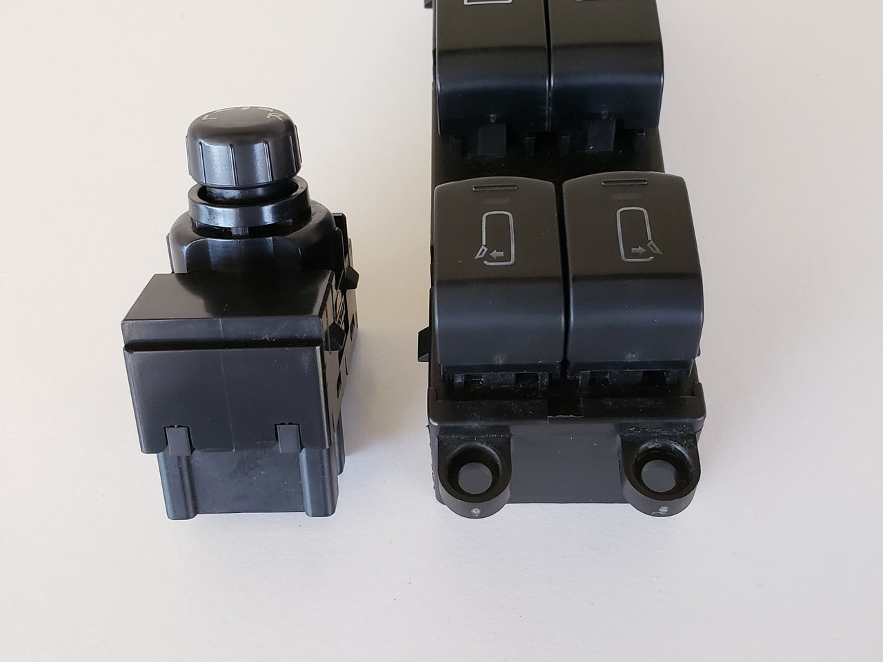 04-09 Nissan Quest 25401 5Z100 Drivers Side Left Master Window Switch OEM