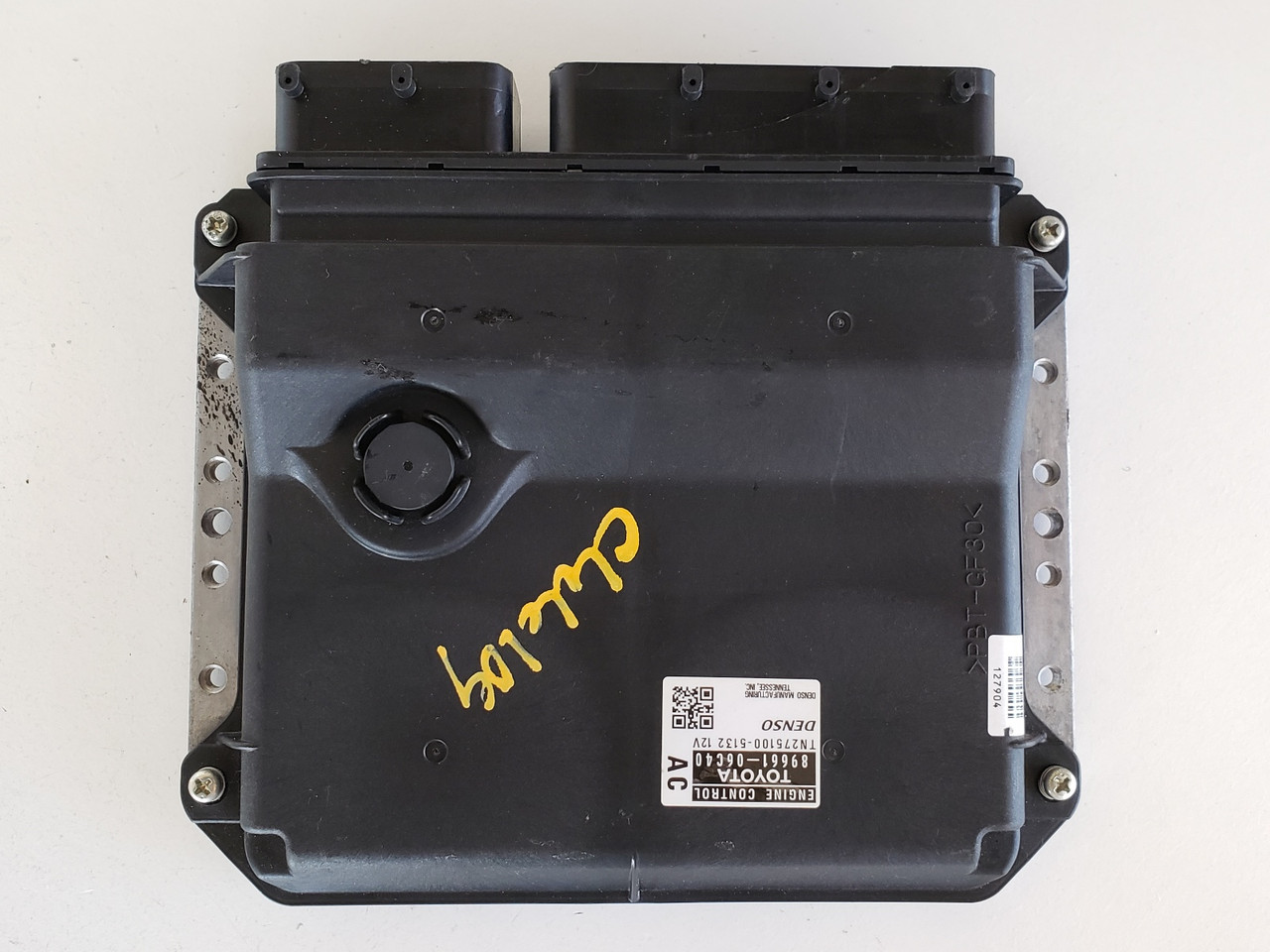 2007 Toyota Camry 89661-06C40 Computer Brain Engine Control ECU ECM EBX Module 2007 Toyota Camry 89661-06C40 Computer Brain Engine Control ECU ECM EBX Module