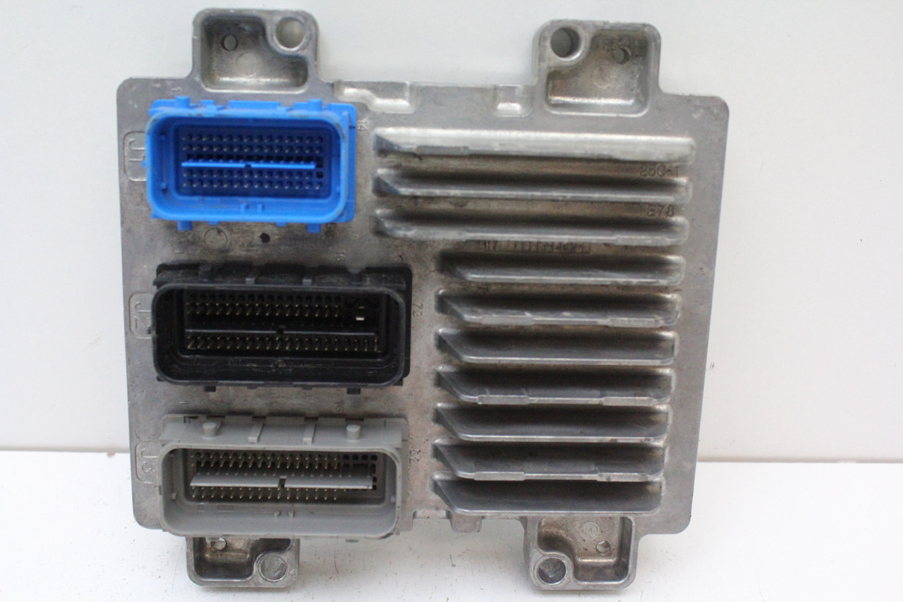 17 18 Chevrolet Express 2500 12668986 Computer Engine Control ECU ECM EBX Module 17 18 Chevrolet Express 2500 12668986 Computer Engine Control ECU ECM EBX Module