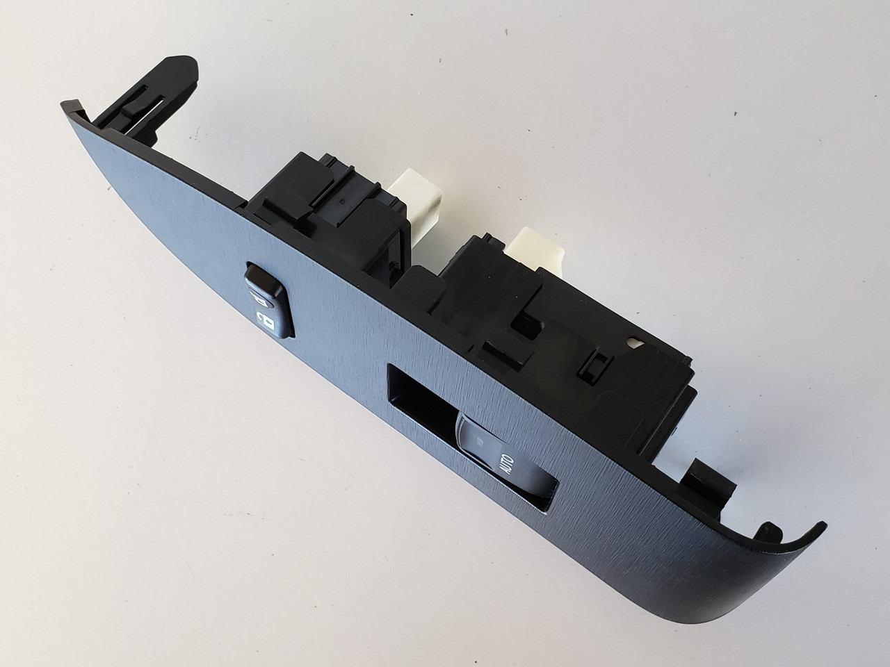 10-15 Toyota Prius 74231-47120 Right Front Passenger Window Switch OEM 10-15 Toyota Prius 74231-47120 Right Front Passenger Window Switch OEM