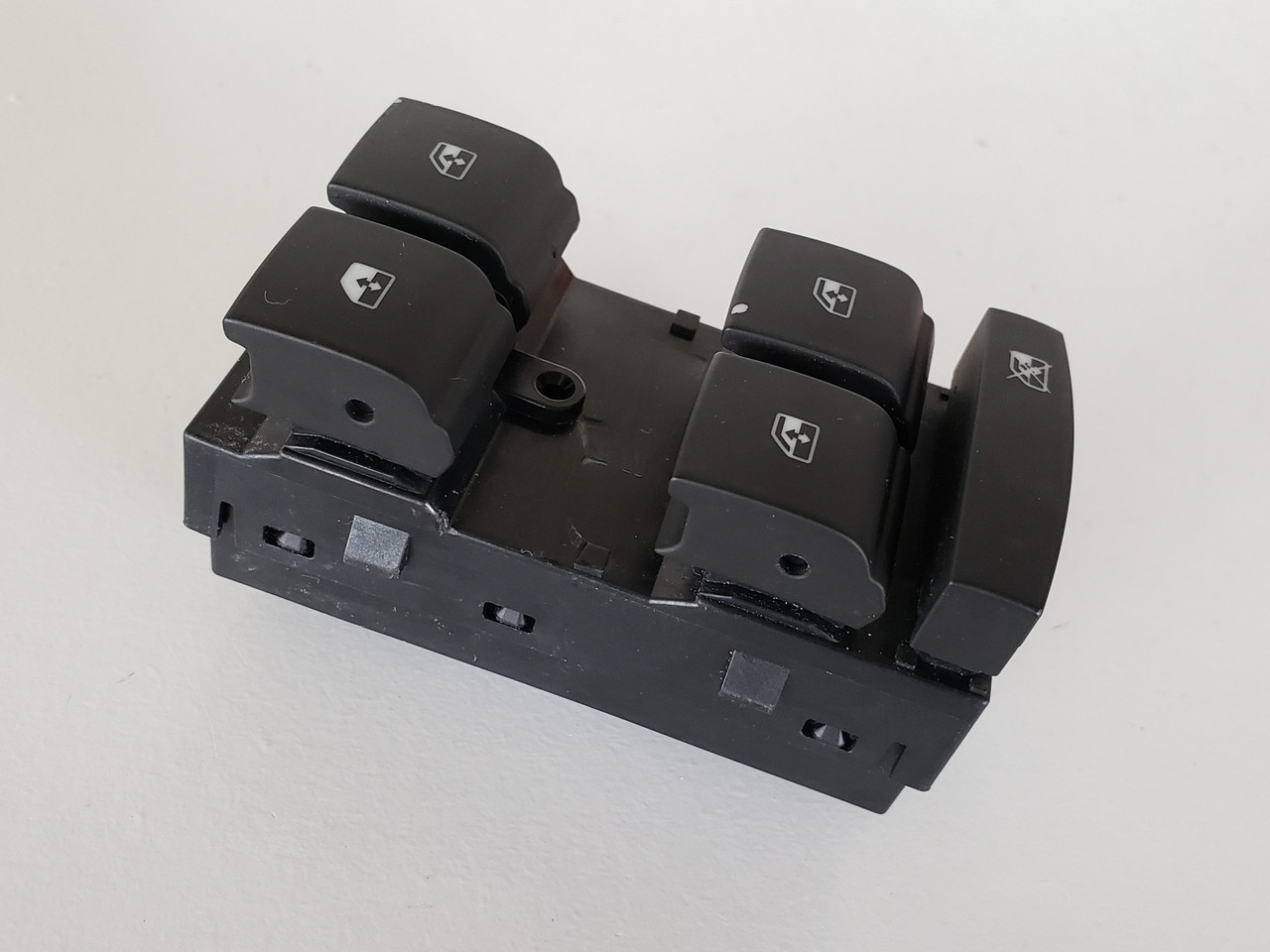 16-19 Chevy Cruze 13408998 Drivers Side Left Master Window Switch OEM 16-19 Chevy Cruze 13408998 Drivers Side Left Master Window Switch OEM