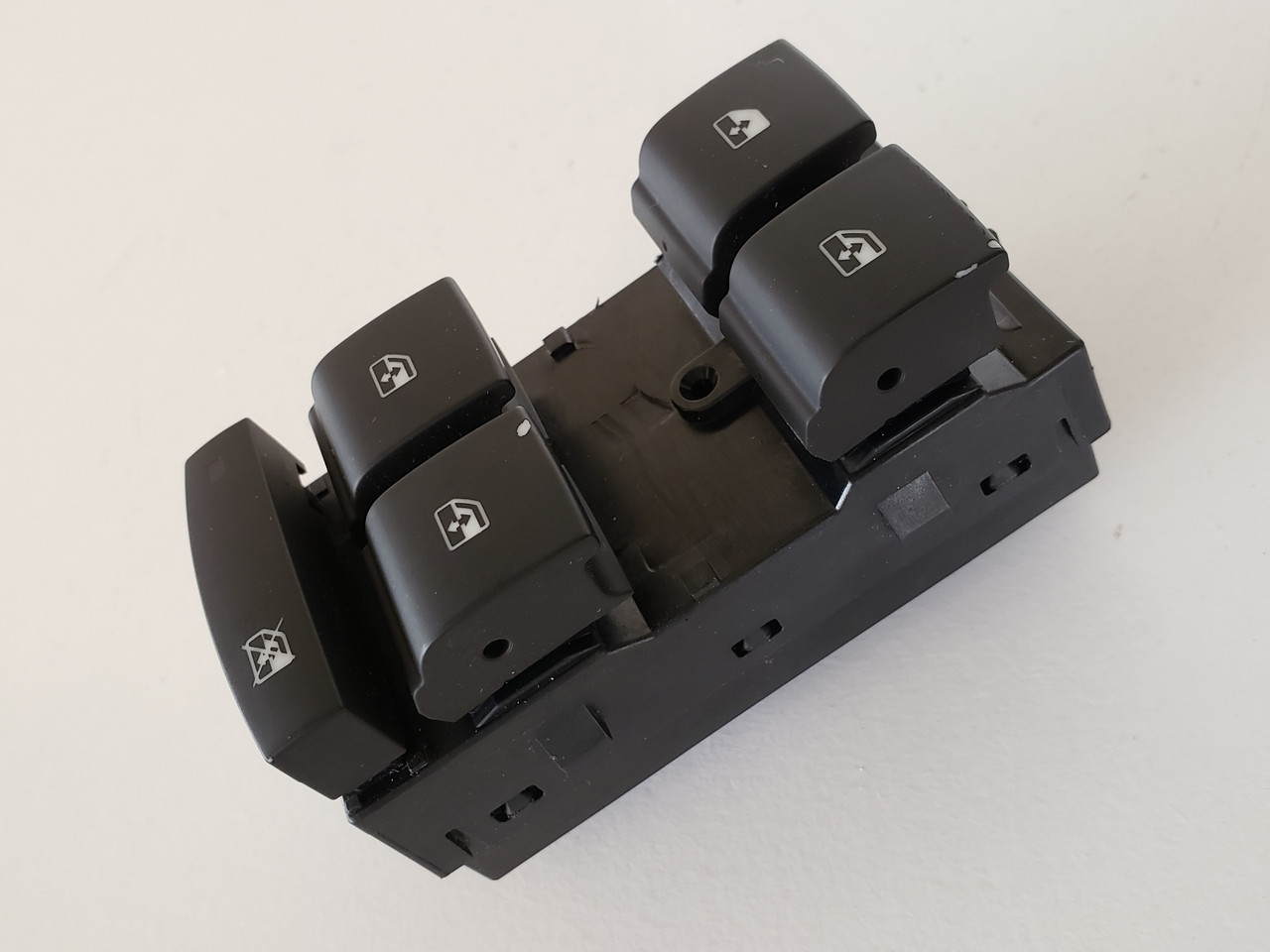 16-19 Chevy Cruze 13408998 Drivers Side Left Master Window Switch OEM 16-19 Chevy Cruze 13408998 Drivers Side Left Master Window Switch OEM