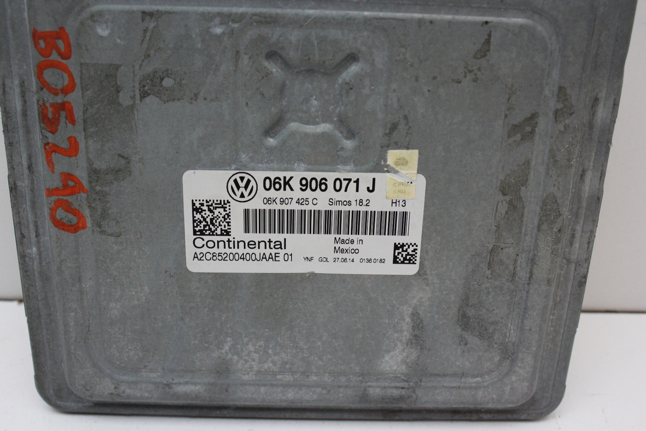 2015 Volkswagen Passat 1.8L 06K 906 071 J Computer Engine Control ECU ECM Module