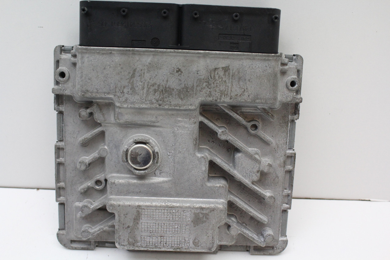 2015 Volkswagen Passat 1.8L 06K 906 071 J Computer Engine Control ECU ECM Module