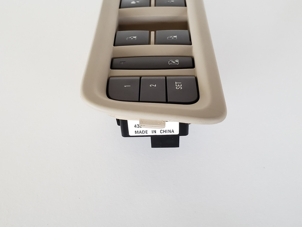 15-16 Buick Lacrosse 26201062 Drivers Side Left Master Window Switch OEM 15-16 Buick Lacrosse 26201062 Drivers Side Left Master Window Switch OEM