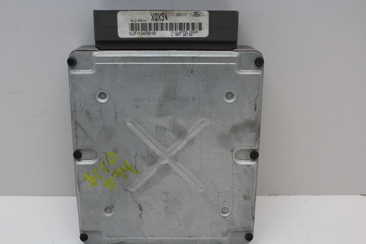 99 00 Ford Explorer 4.0L XL2F-12A650-HD Computer Engine Control ECU ECM Module