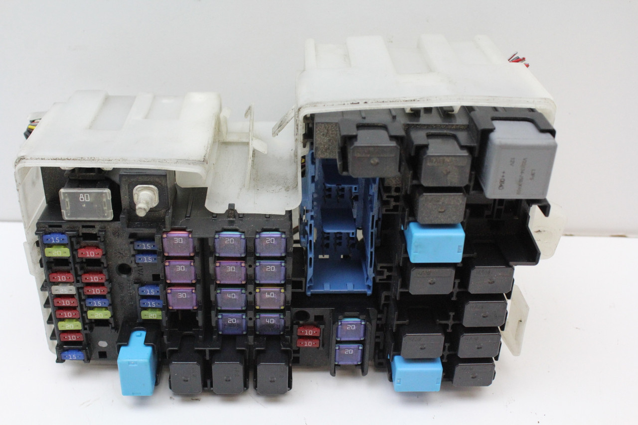 08 09 10 Mazda 5 C27066760A Fusebox Fuse Box Relay Unit Module