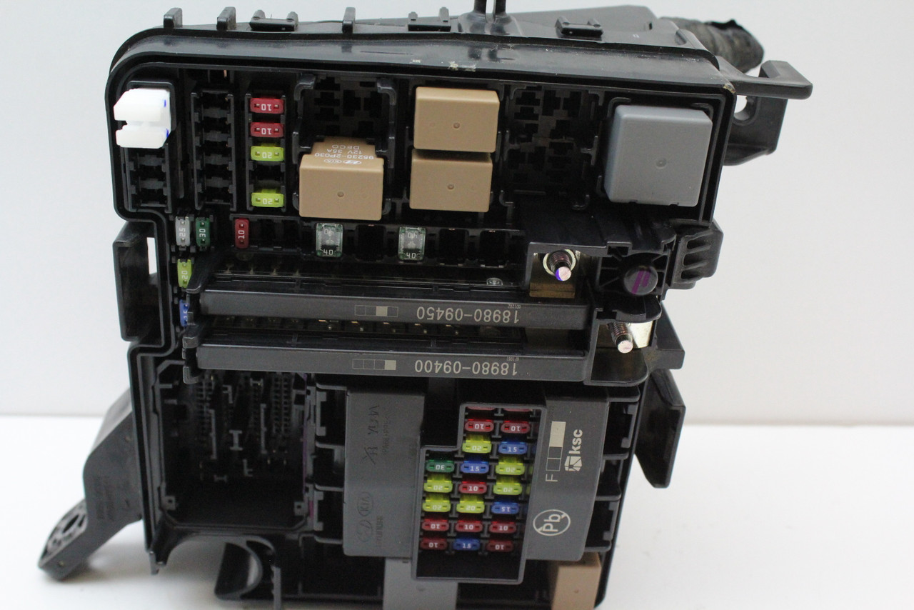 16 17 18 19 Kia Optima 2.4L 91230-D5070JA Fusebox Fuse Box Relay Unit Module