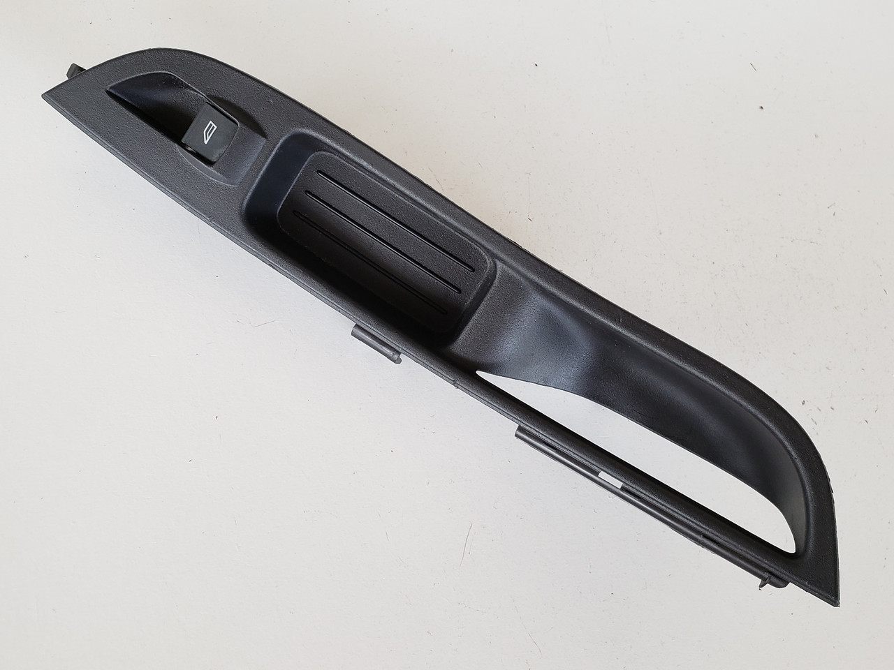 12-18 Ford Focus 10073908 Right Front Passenger Window Switch OEM 12-18 Ford Focus 10073908 Right Front Passenger Window Switch OEM