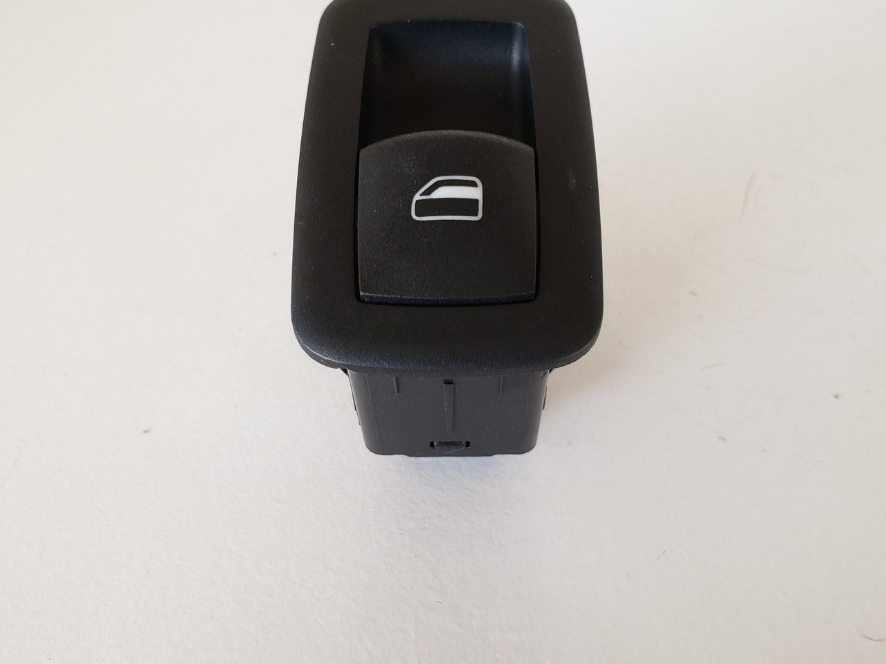 11-20 Dodge Chrysler 56046832AC Left / Right Rear Passenger Window Switch OEM