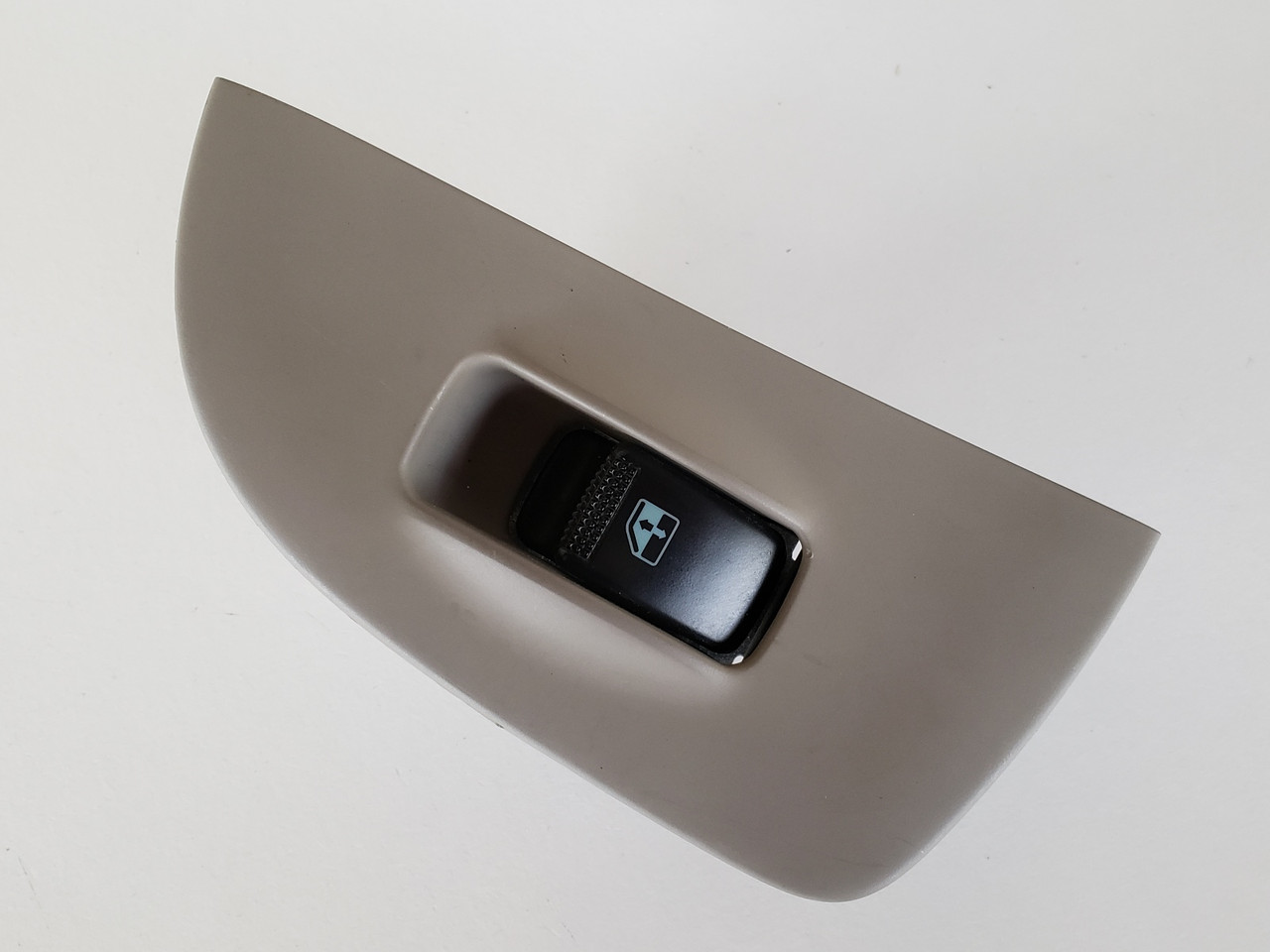 01-06 Hyundai Elantra 93582-2D200 Right Rear Passenger Window Switch OEM