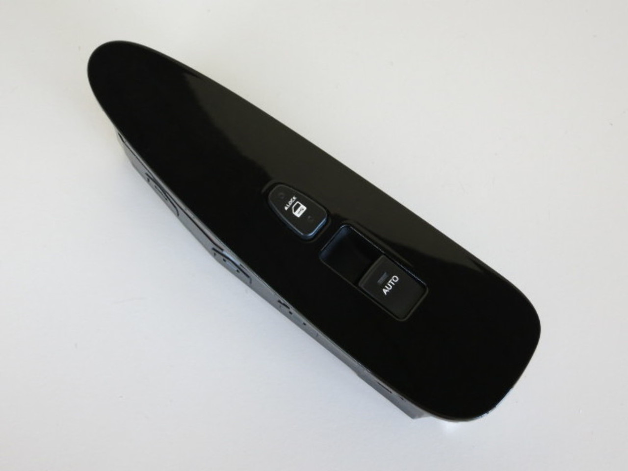 11 12 13 14 Hyundai Genesis Right Front Passenger Window Switch OEM 11 12 13 14 Hyundai Genesis Right Front Passenger Window Switch OEM