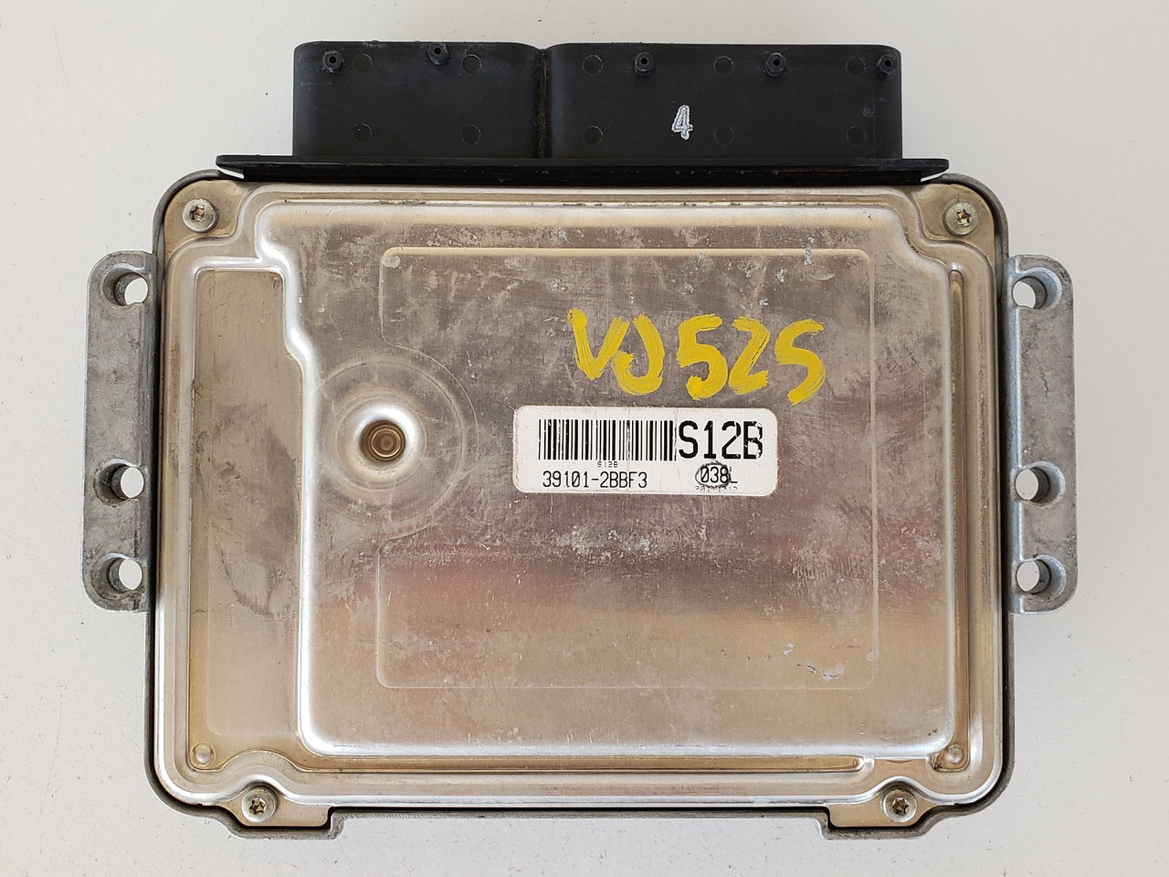2012 Veloster 39110-2BBF3 Computer Brain Engine Control ECU ECM EBX Module