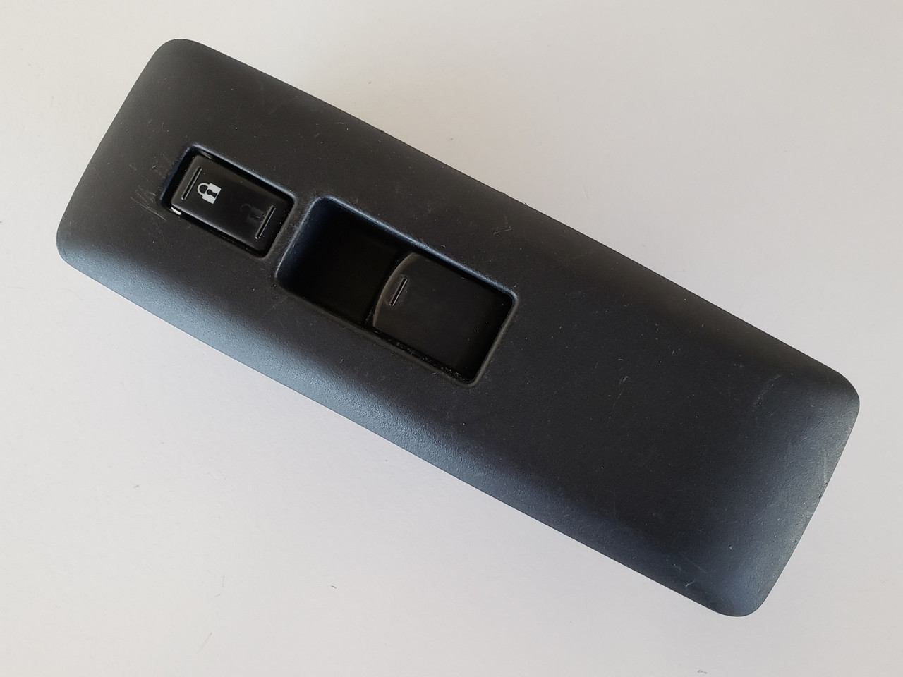 10 Nissan Rogue 80960-JM00A Right Front Passenger Window Switch OEM 10 Nissan Rogue 80960-JM00A Right Front Passenger Window Switch OEM