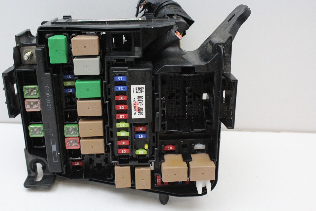 14 15 16 Kia Forte 91950-3X510 Fusebox Fuse Box Relay Unit Module
